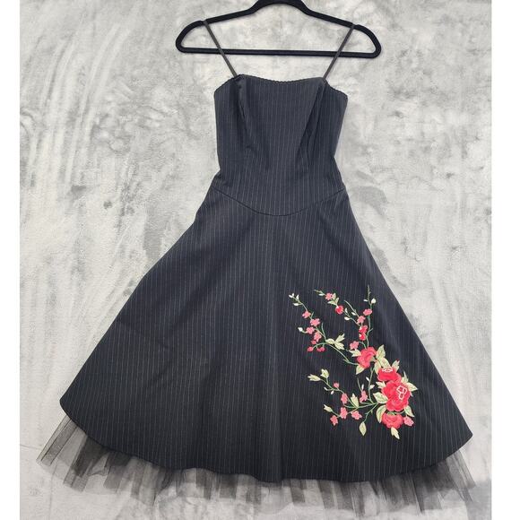 Vintage LA BELLE Dress Womens 3 Juniors Black Pin Striped Embroidered Party - Picture 1 of 11